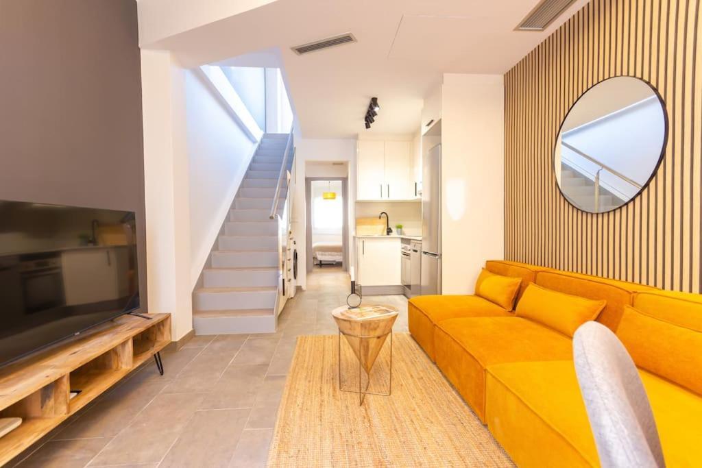 Ferienwohnung Duplex With Terrace Near Bcn Terrassa Exterior foto